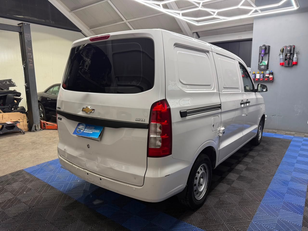 Chevrolet N400 Max1.5 4X2 Ac Mt 5P — foto 5 de 11
