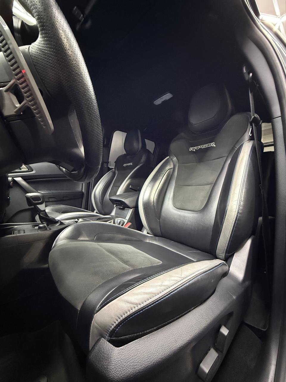 Ford Ranger Raptor 4×4 2.0 Aut — foto 7 de 11
