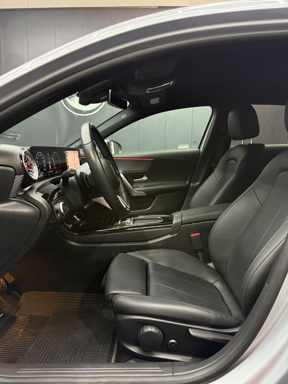 Mercedes-Benz A200 — foto 6 de 11