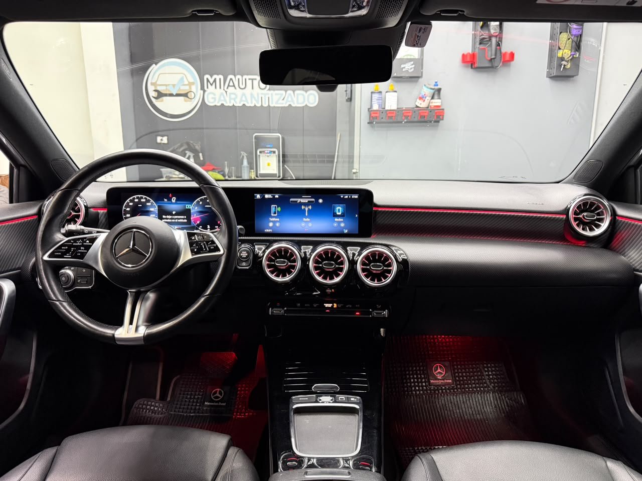 Mercedes-Benz A200 — foto 7 de 11